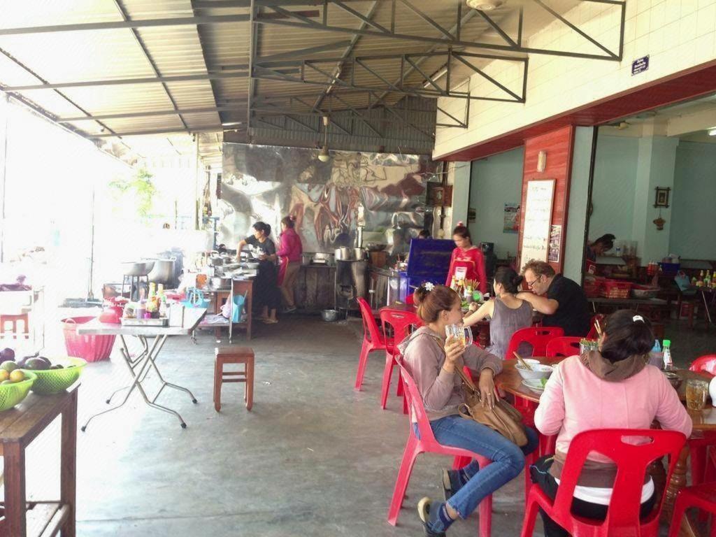Lankham Hotel Pakse Ngoại thất bức ảnh