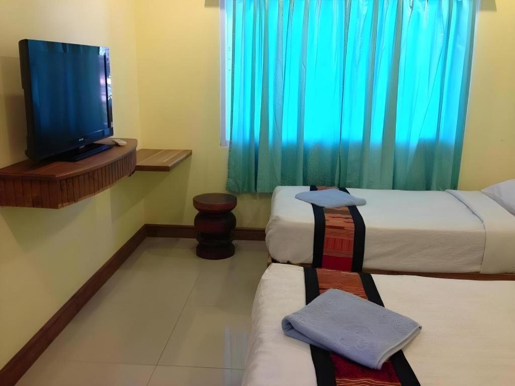 Lankham Hotel Pakse Ngoại thất bức ảnh